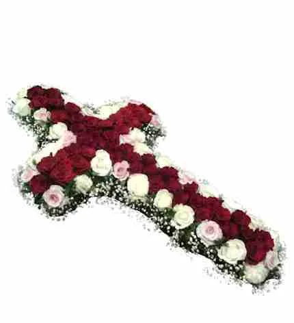 Cruz gande de rosas